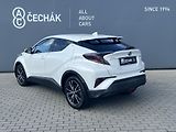 Toyota C-HR (2018) 1.8 VVT-i E-CVT - náhled 7
