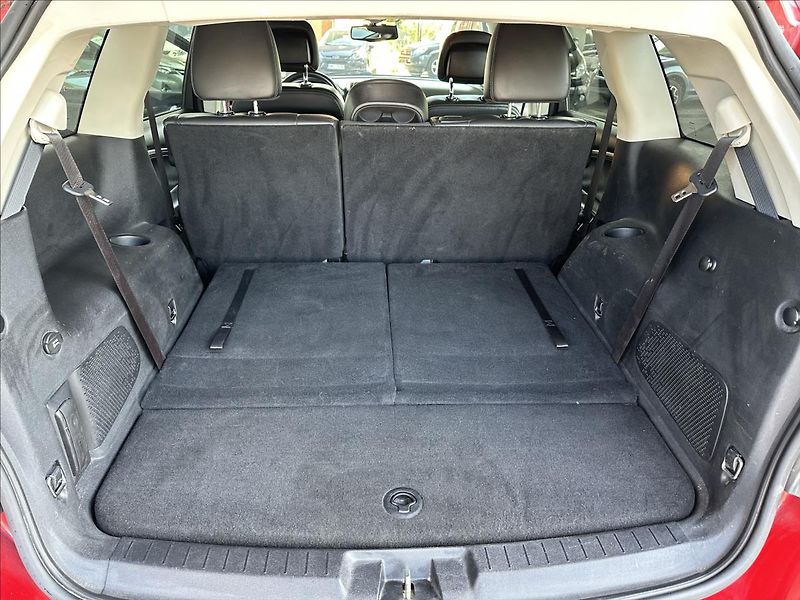 Fiat Freemont 2,0 CROSS 4x4 AUTOMAT - fotka 6 z 32