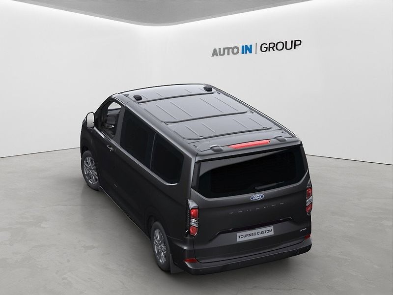 Ford Tourneo Custom (2026) 2,0 EcoBlue L2 TITANIUM - fotka 4 z 6