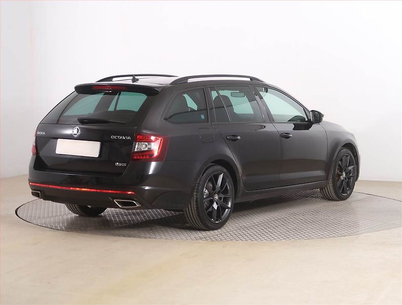 Škoda Octavia (2017) RS 2.0 TDI, Automat - fotka 5 z 17
