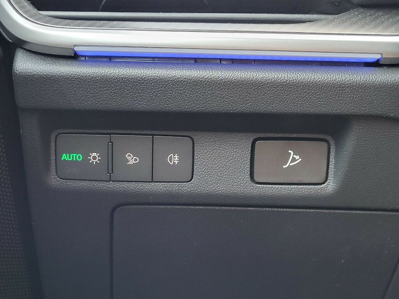Škoda Elroq Sportline 85KwH 210kW - fotka 18 z 31