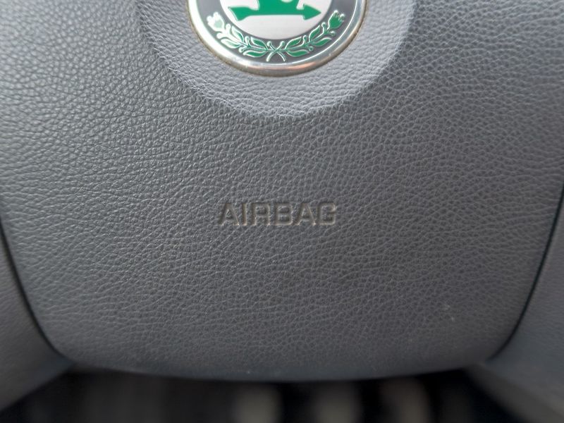 Škoda Fabia (2004) 1.4TDI 55KW – 2x KOLA - fotka 24 z 34