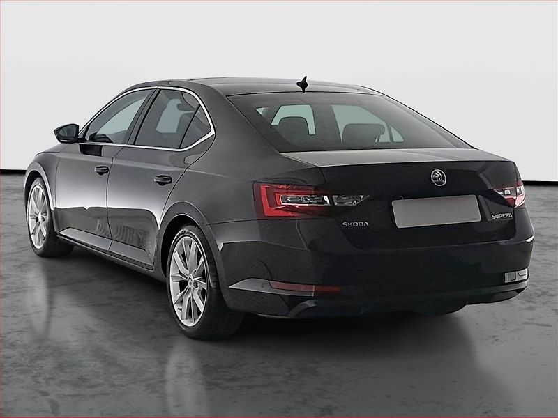 Škoda Superb (2015) Style Plus 1.4 TSI, Automat - fotka 4 z 22