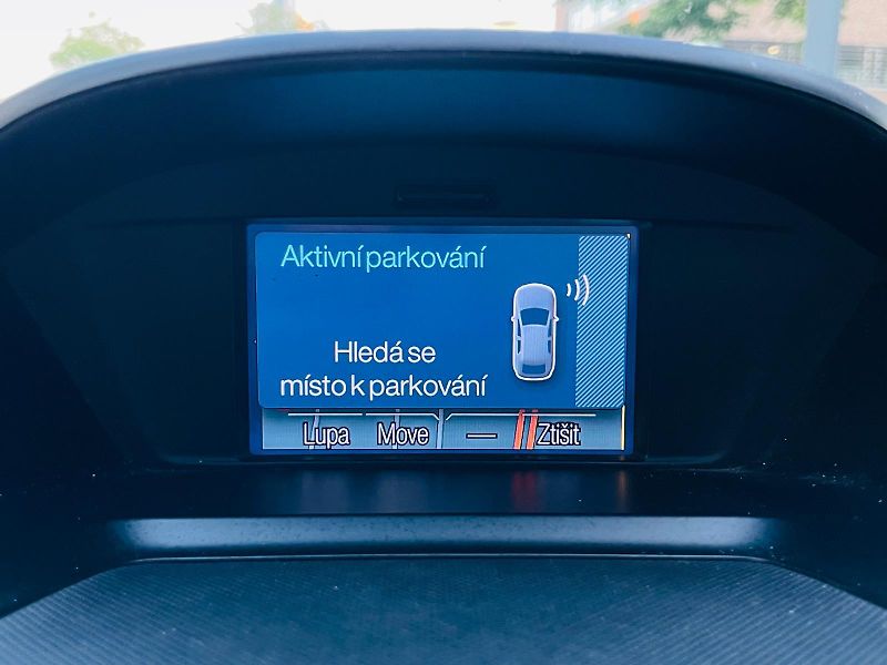 Ford Kuga 2.0TDCi MANUÁL TAŽNÉ SERVISKA - fotka 46 z 51