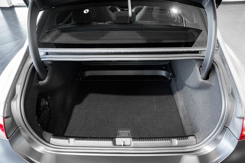 Mercedes-Benz EQE 53 AMG 4MATIC*hyperscreen MBUX - fotka 6 z 25
