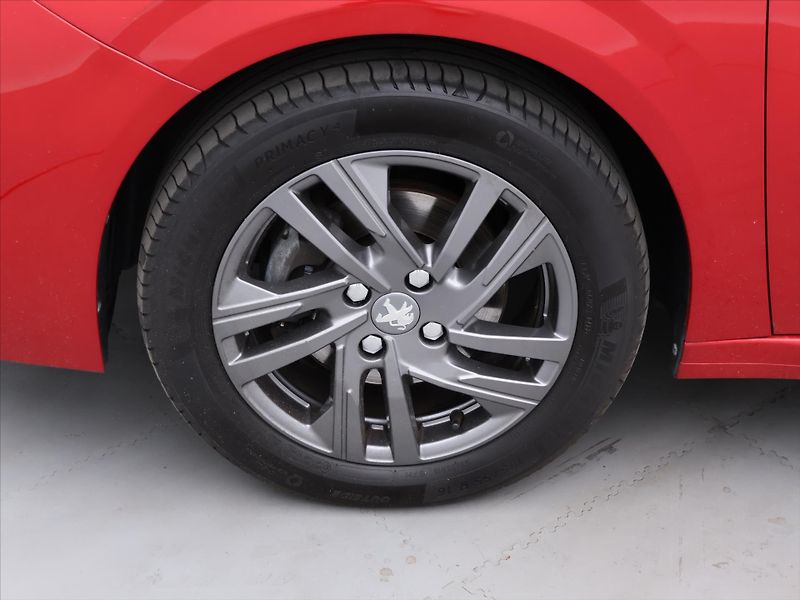 Peugeot 208 1,2 PT 100 Active Pack CZ 1.Ma - fotka 26 z 33