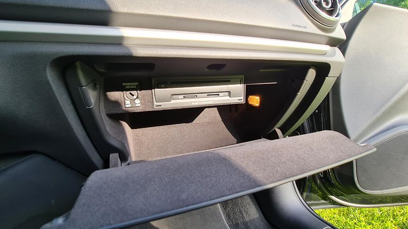 Audi A3 (2013) Sportback 1.4 TFSI 90 kW 2013 - fotka 19 z 29