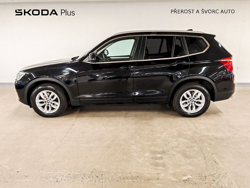 BMW X3 (2016) 2.0 D 140 kW XDRIVE - fotka 3 z 28