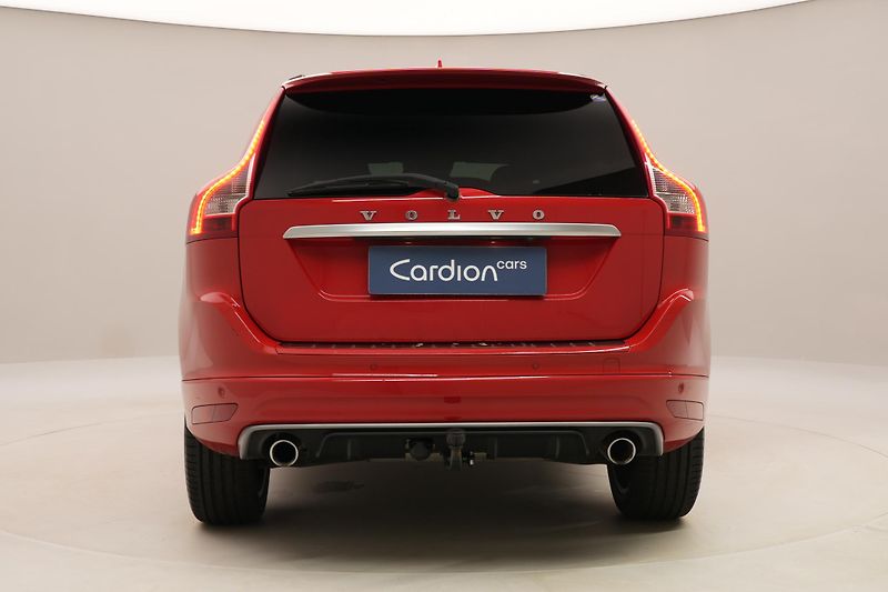 Volvo XC60 D3 R-DESIGN - fotka 11 z 45