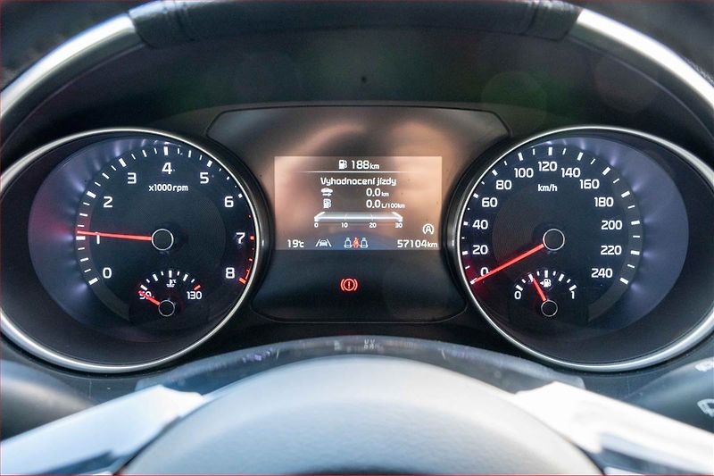 Kia Ceed (2023) Spin 1.0 T-GDI, SPIN, DPH - fotka 11 z 16