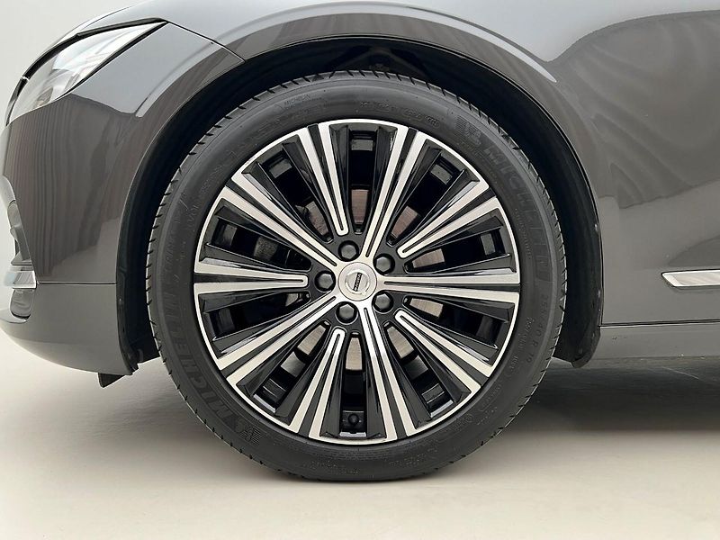 Volvo V90 B4 BRIGHT PLUS CZ 1. maj. - fotka 15 z 48