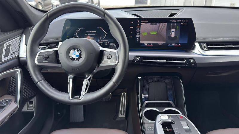 BMW X1 18sd Mpaket ČR DPH 1.majitel - fotka 6 z 16