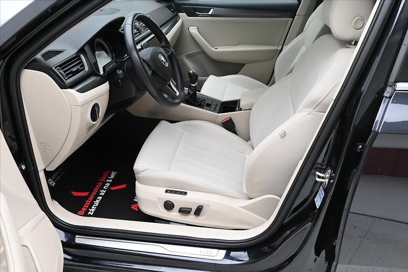 Škoda Superb 2,0 TDI 110kW Style Záruka až - fotka 13 z 32