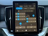 Volvo XC90 (2026) PLUS T8, 360°, B&W, Masáže - náhled 20