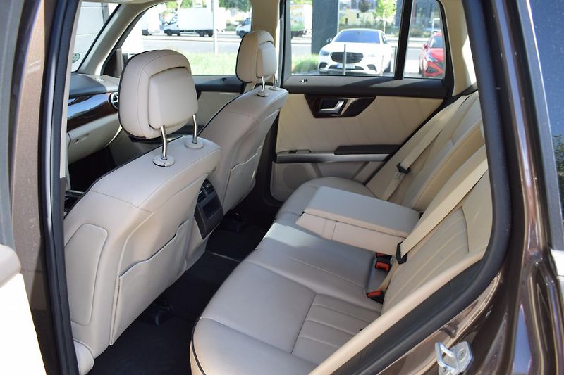 Mercedes-Benz GLK (2014) 350d 4M/vyhřívaná sedadla/Navi - fotka 20 z 43