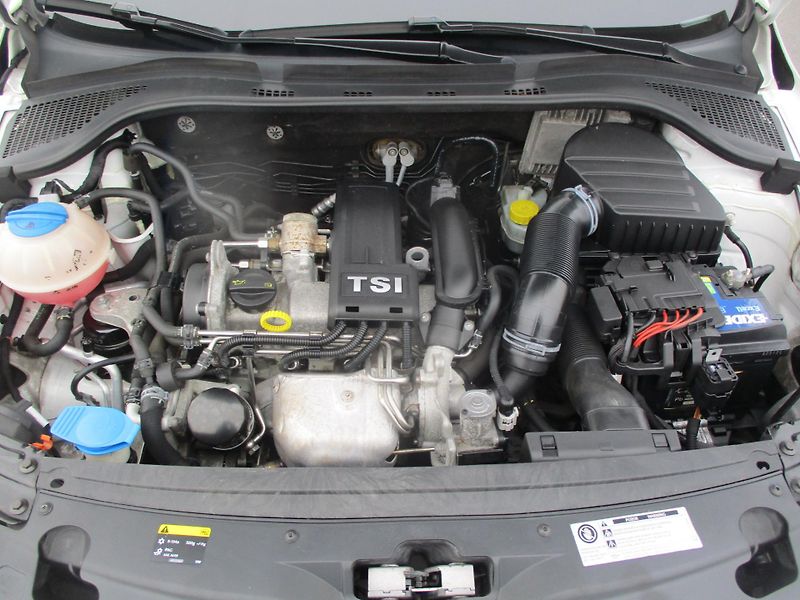 Škoda Rapid 1.2 TSi NOVÉ V ČR*L+Z PNEU - fotka 21 z 37