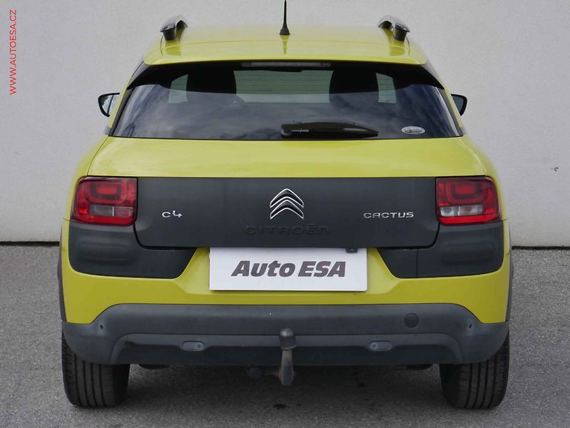 Citroën C4 Cactus (2015) 1.2PT, ČR, servis.kniha - fotka 5 z 19