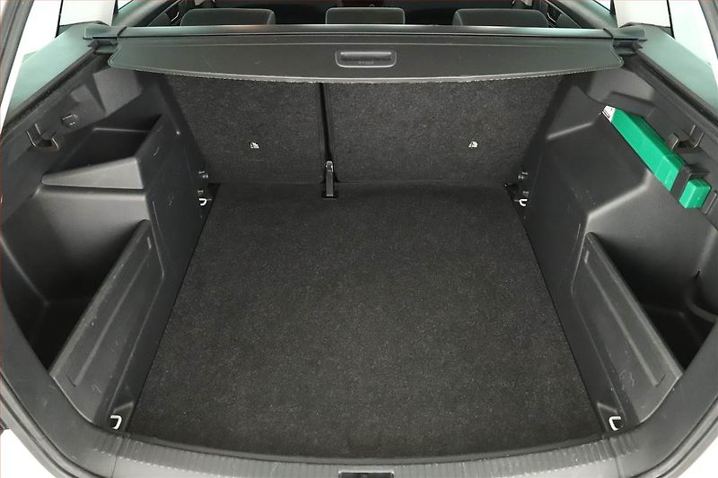 Škoda Fabia (2018) 1.0 TSI, Park. senzory - fotka 11 z 12