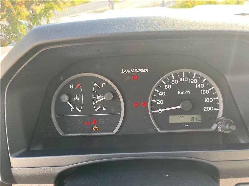 Toyota Land Cruiser MY24  GRJ78 4,0 V6 6A/T LX - fotka 16 z 23