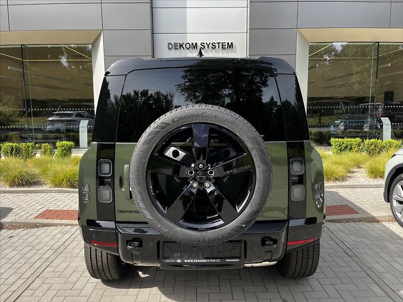 Land Rover Defender (2026) 3,0 110 X-Dynamic SE D200 AWD - fotka 6 z 18