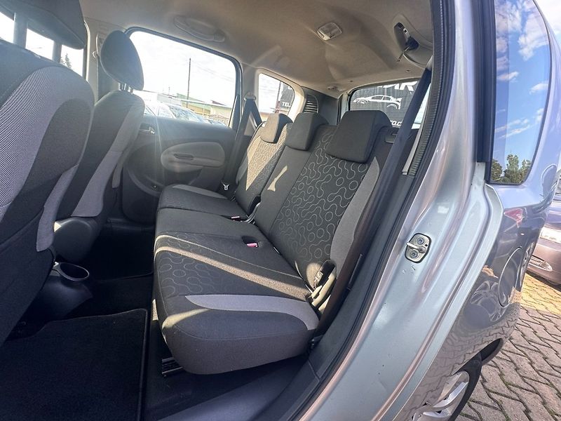 Citroën C3 Picasso (2011) 1,6 88 KW TAŽNÉ STK - fotka 34 z 43