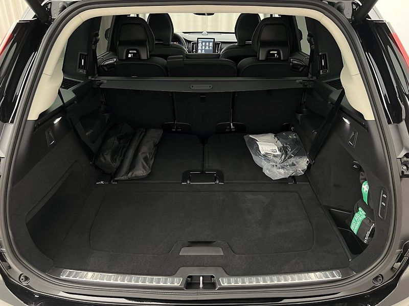 Volvo XC90 (2026) T8 AWD RECHARGE ULTRA BRIGHT - fotka 8 z 51