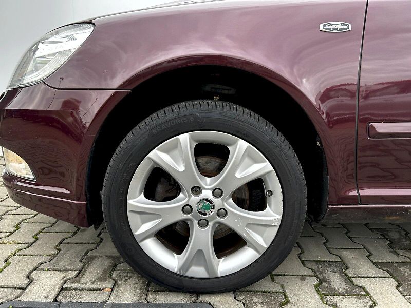 Škoda Octavia (2012) Combi 2.0 TDI 103kW 4x4 MP6 L& - fotka 26 z 33