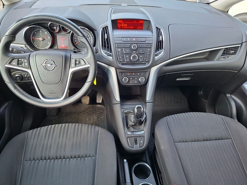 Opel Zafira (2013) TOURER 2.0CDTI 96kW -7.MÍST - fotka 13 z 41