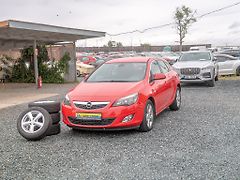 Opel Astra (2010) 1.7D 81KW – 2x KOLA - fotografie inzerátu