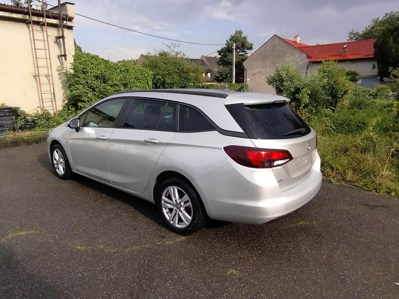 Opel Astra (2018) K 1.0 77kW, navi,  - fotka 3 z 22