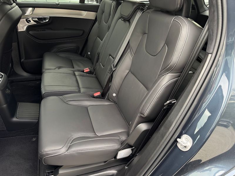 Volvo XC90 (2026) ULTRA,BLACK EDITION T8, VZDUCH - fotka 13 z 26