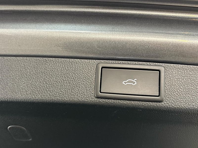 Škoda Octavia Top Selection DSG - fotka 28 z 29