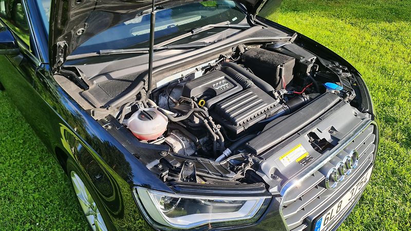Audi A3 (2013) Sportback 1.4 TFSI 90 kW 2013 - fotka 26 z 29