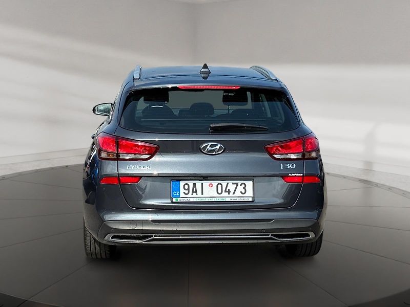 Hyundai i30 (2022) FAMILY COMFORT 1.0TGDI 88kW CZ - fotka 5 z 11