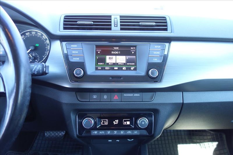 Škoda Fabia 1,2 TSi 81KW, ČR, DSG, STYLE. - fotka 20 z 33