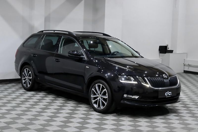 Škoda Octavia 3 FL Combi 1.5 TSI 110 kW - fotka 2 z 35