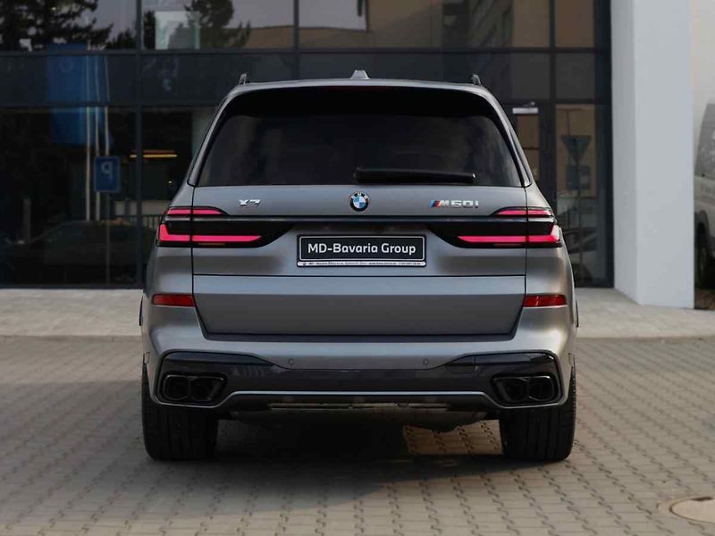 BMW X7 - fotka 5 z 10