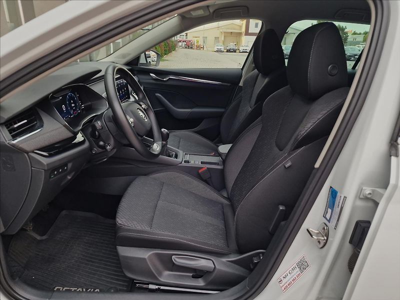Škoda Octavia 2.0 TDI 110kw Style,ČR,1.Maj. - fotka 19 z 50