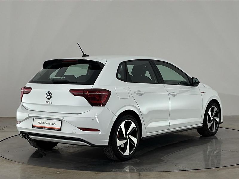 Volkswagen Polo GTI DSG - fotka 2 z 26