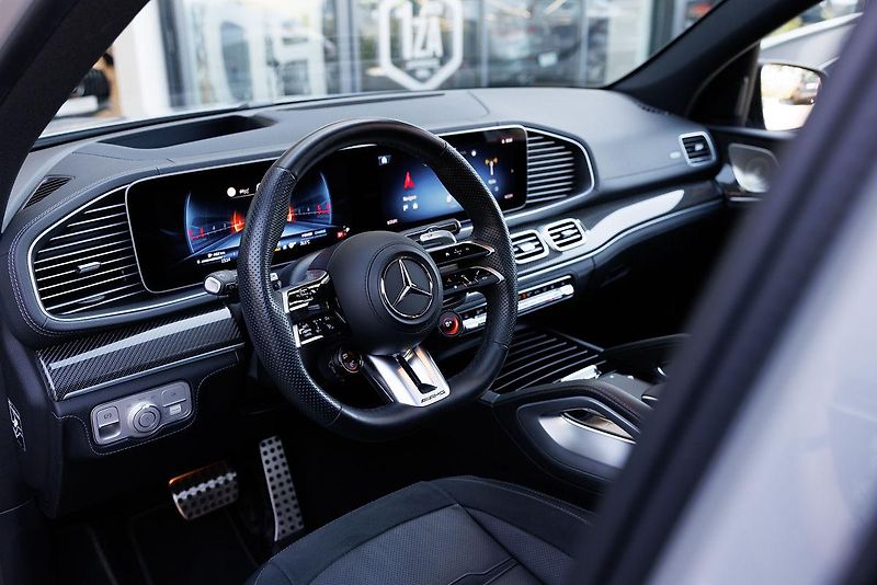 Mercedes-Benz GLE (2024)  GLE 53 AMG SUV 4Matic+ - fotka 25 z 61