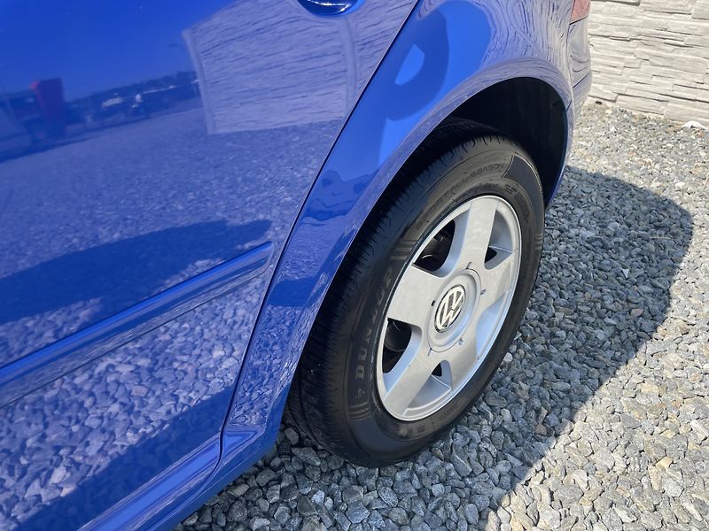 Volkswagen Golf 1.6i SR 100PS 134TKM REZERVACE - fotka 31 z 174