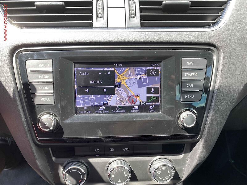 Škoda Octavia (2014) 1.6 TDi, Ambition, navi - fotka 18 z 18