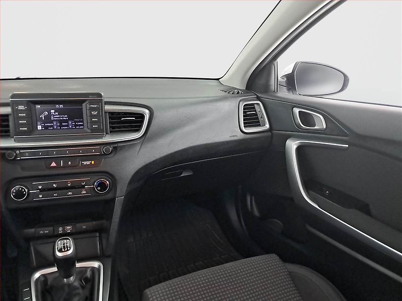 Kia Ceed (2019) 1.4 CVVT, ČR,1.maj, Serv.kniha - fotka 8 z 19