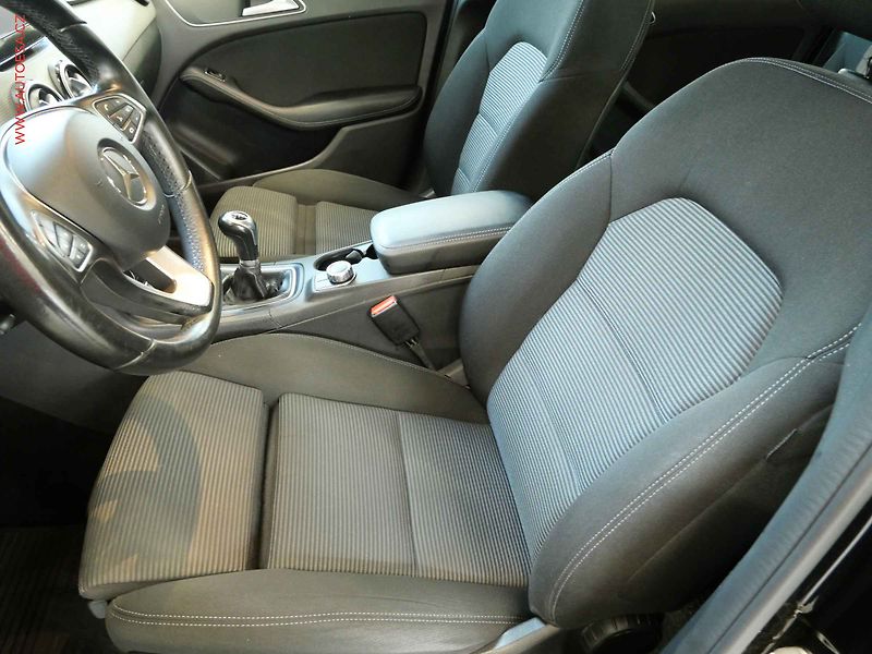 Mercedes-Benz Třídy B (2016) 1.5i, ČR, AC, temp - fotka 10 z 20