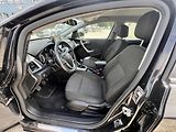 Opel Astra 1.4i 16v KAMERA TEMPOMAT ALU - náhled 9