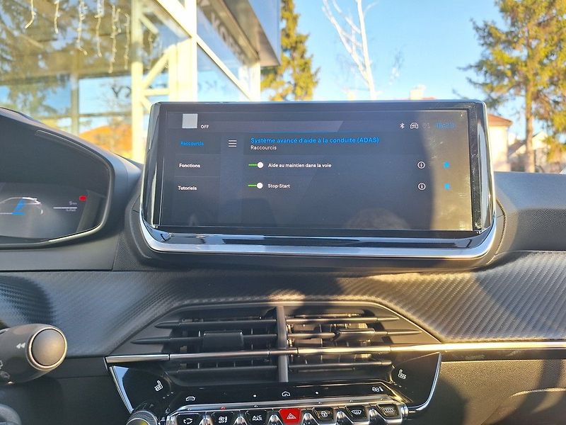 Peugeot 208 (2026) ALLURE Hybrid 110 e-DCS6 - fotka 17 z 23