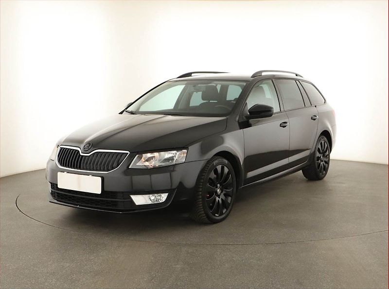 Škoda Octavia (2013) 1.6 TDI, Tempomat - fotka 2 z 12