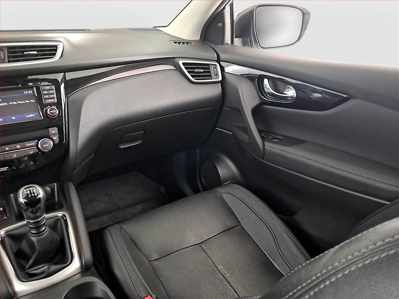 Nissan Qashqai (2016) 1.2 DIG-T, Kůže, Navi - fotka 8 z 20