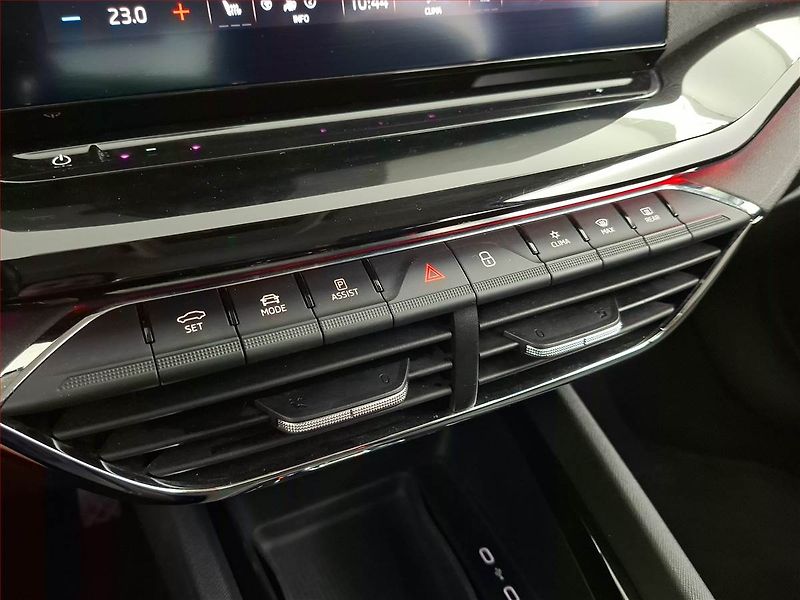 Škoda Octavia (2021) 2.0 TDI, Automat, ČR,1.maj - fotka 18 z 21