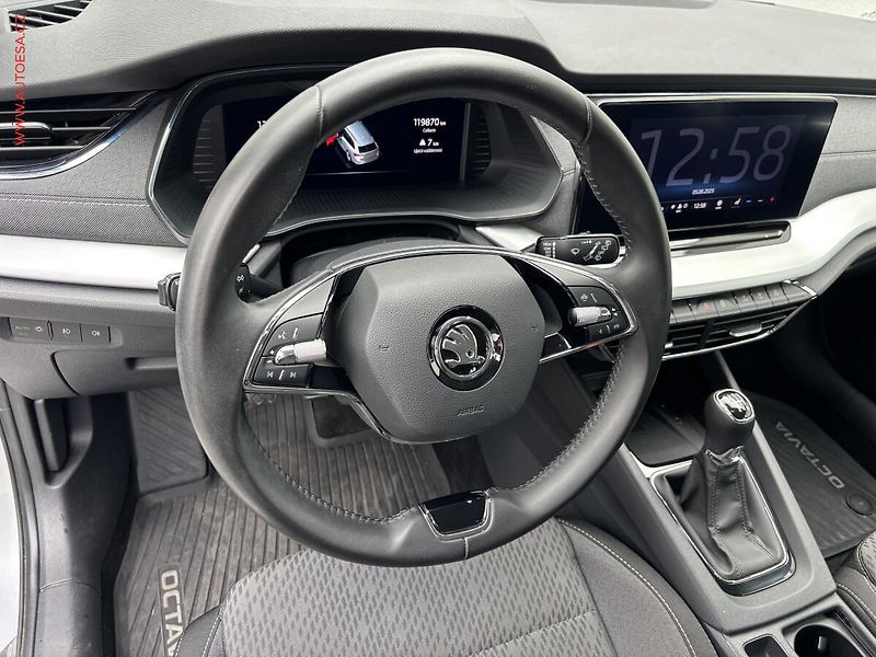 Škoda Octavia (2021) 2.0 TDi, 1.maj,ČR, Style - fotka 14 z 20